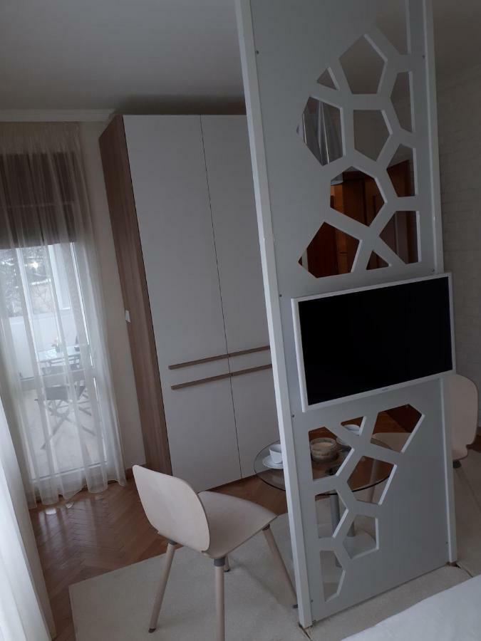 Apartment Art Veliko Tŭrnovo Exterior photo